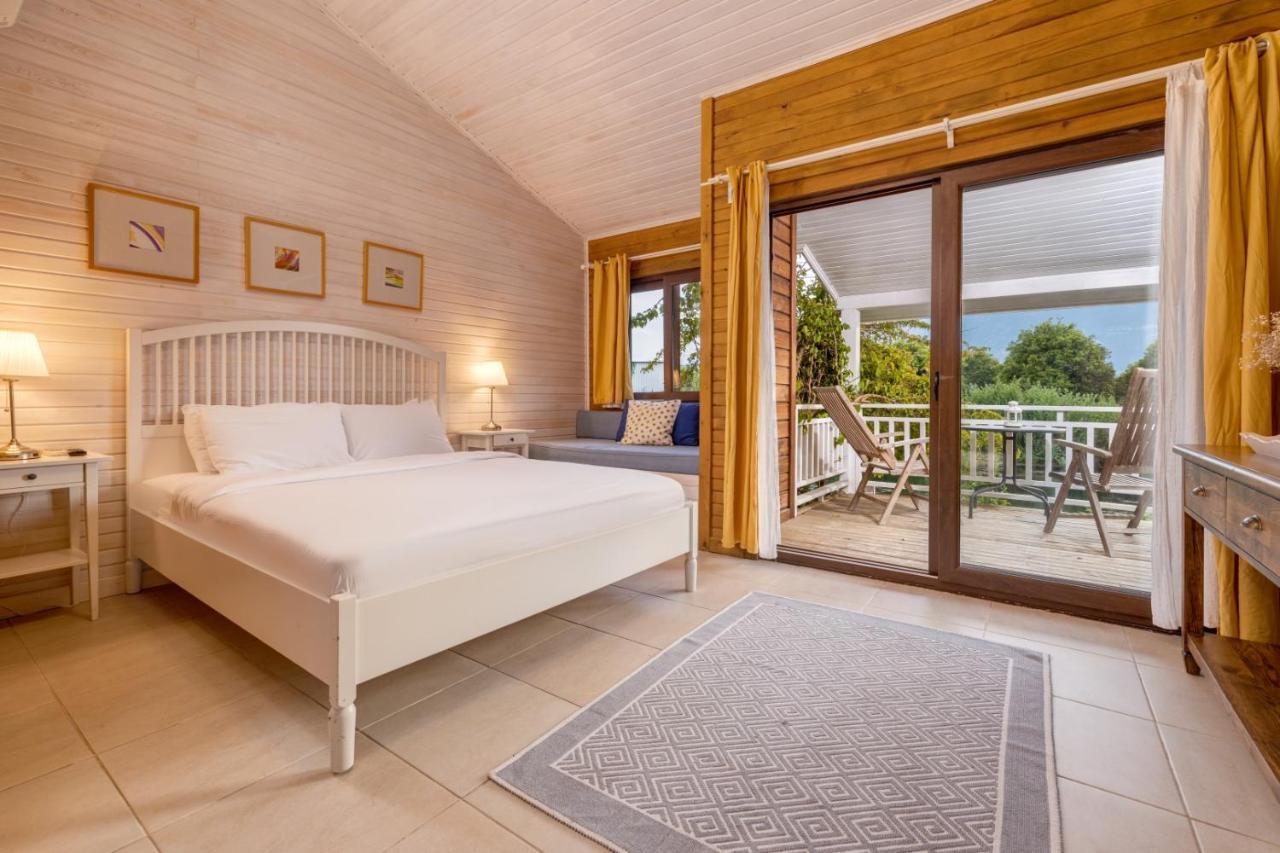 Turkuazkoey Guest House ฟินิเค ภายนอก รูปภาพ